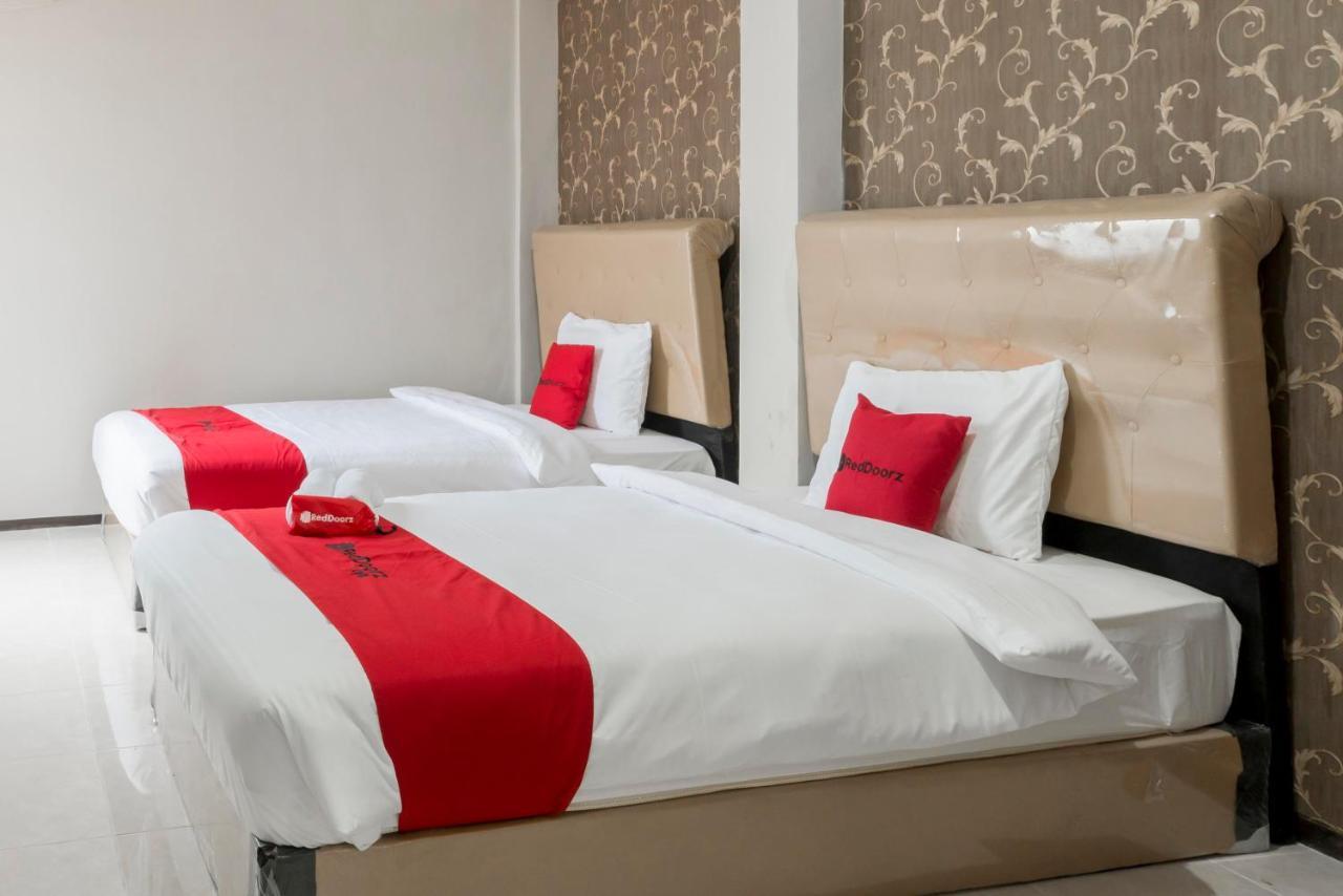 Reddoorz Near Grand City Mall 2 Surabaya Exterior photo